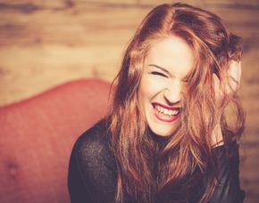 Professionelles Fotoshooting - Leverkusen inkl. Make-Up & 2 Prints, ca. 1 Stunde