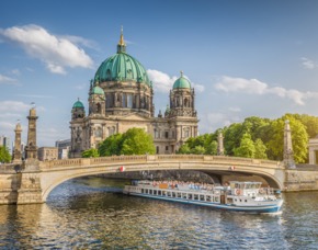 Außergewöhnliche Stadtrundfahrt Berlin - Neue Städte erfahren und erleben.