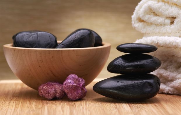 hot-stone-massage-wendelstein-entspannen