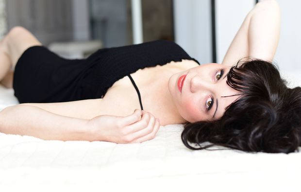 akt-dessous-fotoshooting-dresden-bett