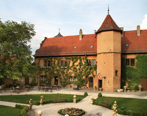 schlosshof-kurztrip-neuesamsand