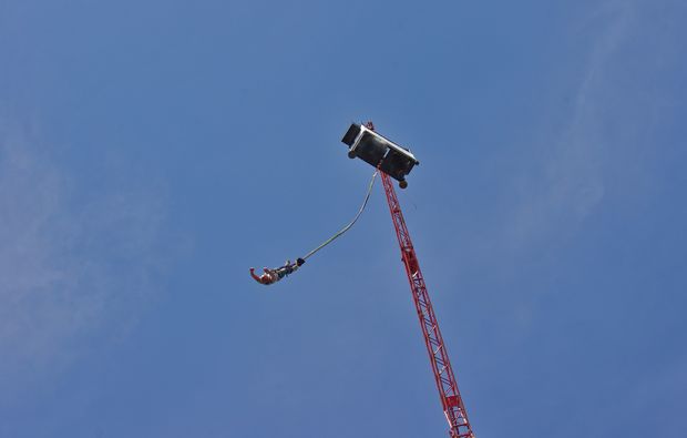 bungee-jumping-altenkirchen-berlin-essen-hamburg-hennef-olpe-springen