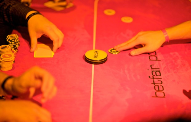 poker-lernen-aufbaukurs-koeln-spiel