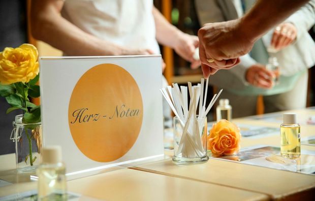 parfum-selber-herstellen-mannheim-herz-noten