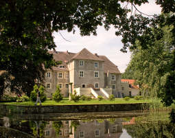 Schlosshotel in Mellenthin Wasserschloss Mellenthin
