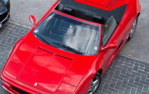 faherlebnis-ferrari-fahren-tecklenburg