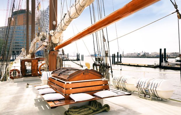 segeln-brunchen-hamburg-grosses-schiff
