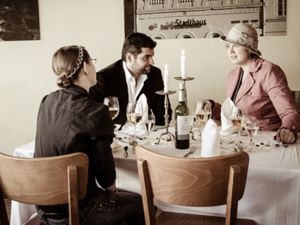 Krimi Dinner In Luneburg Als Geschenkidee Mydays