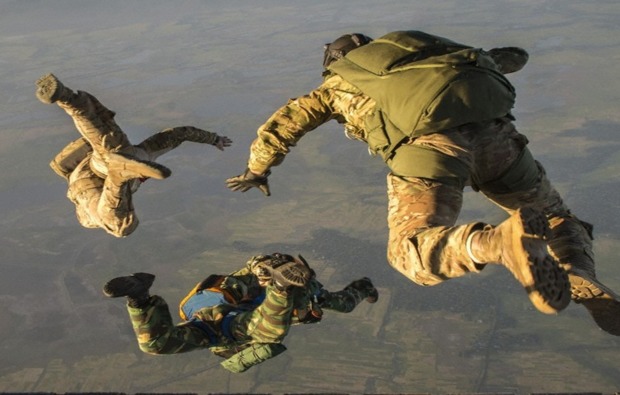 simulator-fallschirmsprung-hamburg-action