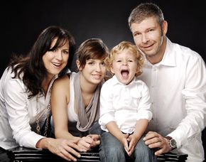 Familien-Fotoshooting inkl. 2 Bilder als Print und Digital, ca. 1 Stunde