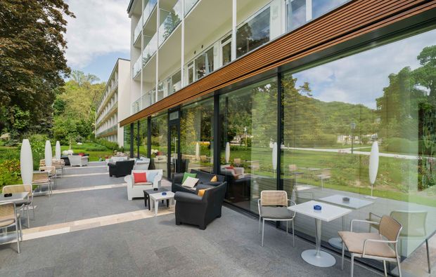 romantikwochenende-baden-terrasse