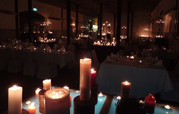 schlosshotel-bedburg-candle-light