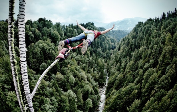 bungee-jumping-lingenau-sprung