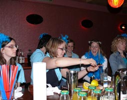 Cocktail-Kurs Köln - Schenke mit einem Cocktailkurs außergewöhnlichen Spaß im Glas! Cocktail-Kurs Köln - Schenke mit einem Cocktailkurs außergewöhnlichen Spaß im Glas!