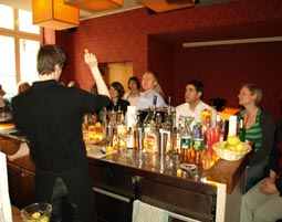 Cocktail-Kurs Köln - Schenke mit einem Cocktailkurs außergewöhnlichen Spaß im Glas!