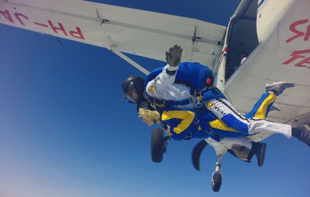 fallschirm-tandemsprung-hodenhagen-action