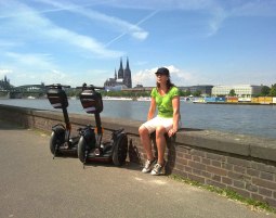 Segway Panorama Tour Köln - Gutscheine für eine Tour mit dem Segway buchen