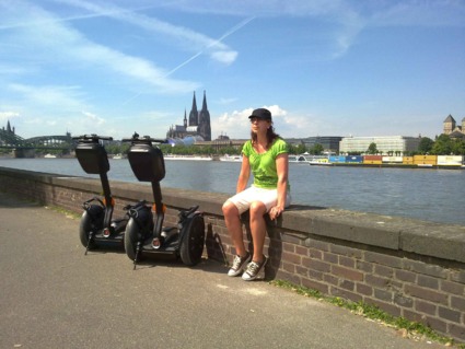 Segway Pt Tour Durch Koln Als Geschenk Mydays