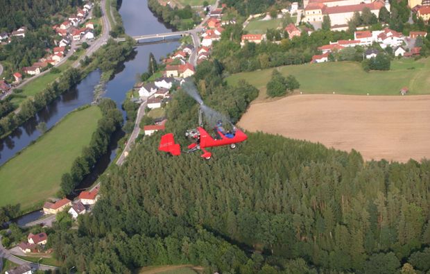 tragschrauber-rundflug-bayreuth-gyrocopter-rot-landblick-9