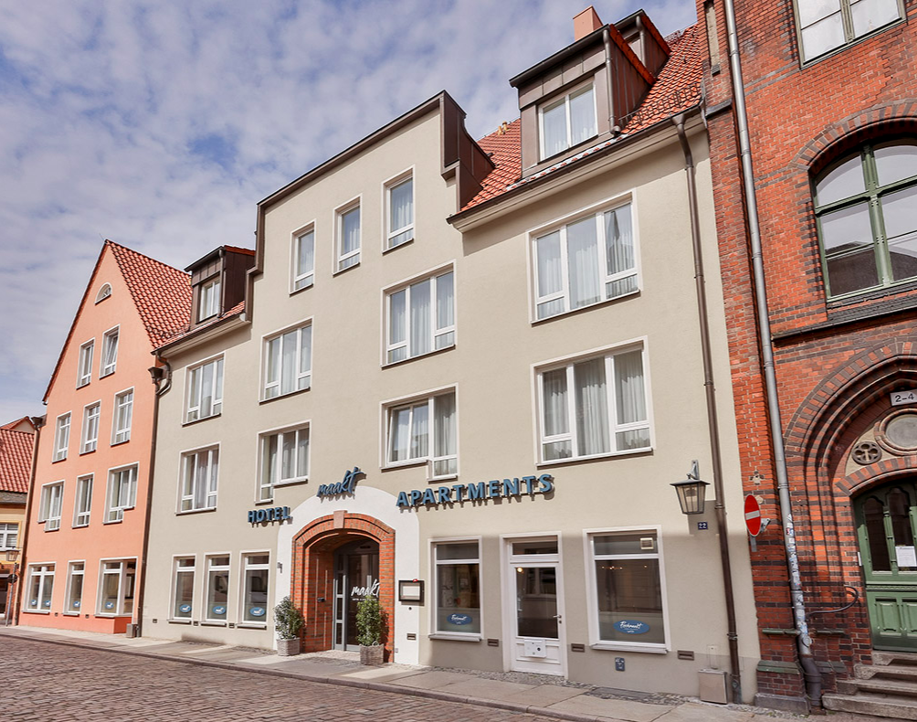 Städtetrip Stralsund für 2 maakt Hotel & Apartments - tägliches Frühstücksbuffet