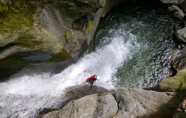 canyoning-auerklamm-tour-sautens-wasserfall