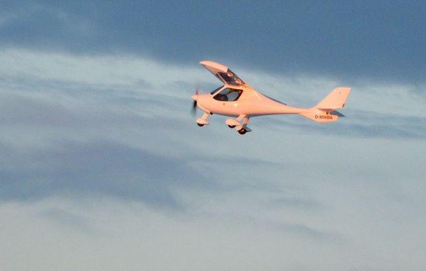 flugzeug-rundflug-schoengleina-auszeit