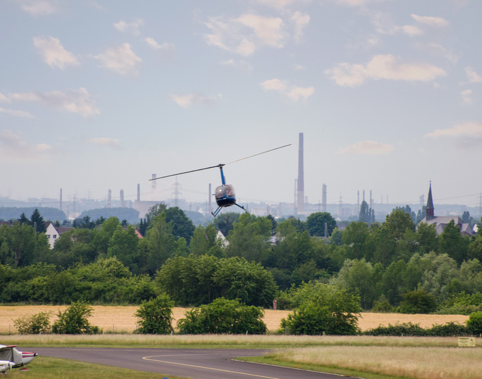 Hubschrauber selber fliegen - 20 Minuten Chemnitz ca. 20 Minuten