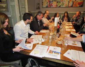 Wein & Käse Düsseldorf Eine Weinprobe ist ein wahres Fest für Weinliebhaber Wein & Käse Düsseldorf Eine Weinprobe ist ein wahres Fest für Weinliebhaber