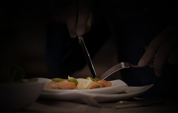 dinner-in-the-dark-3