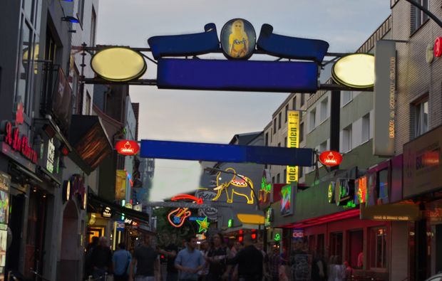 aussergewoehnliche-stadtfuehrung-hamburg-wochenende