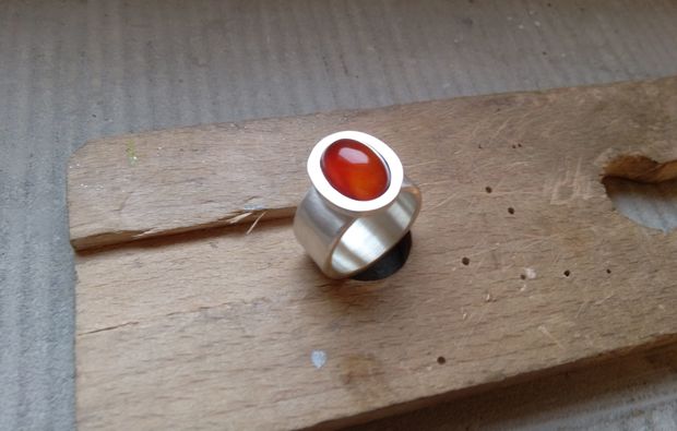 goldschmieden-bad-rappenau-ring-mit-stein