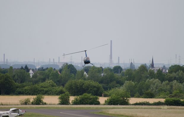 hubschrauber-rundflug-muelheim-an-der-ruhr-30min-hbs-mid-air-1