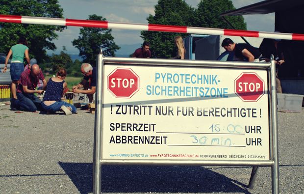 pyrotechnik-workshop-peissenberg-warning