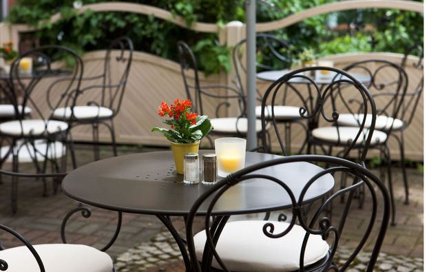 kulturreisen-schwetzingen-terrasse