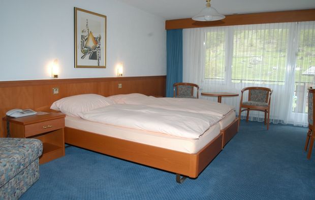 romantikwochenende-saas-almagell-doppelzimmer