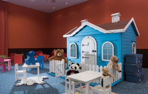 wellnesshotel-waidring-kinderspielzimmer