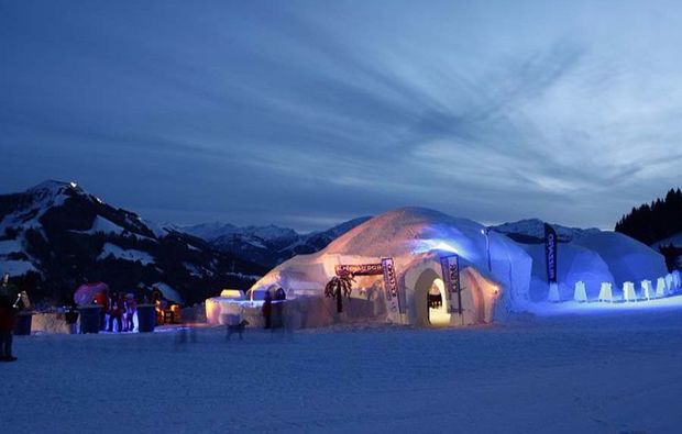 iglu-uebernachtung-brixen-im-thale-alpen
