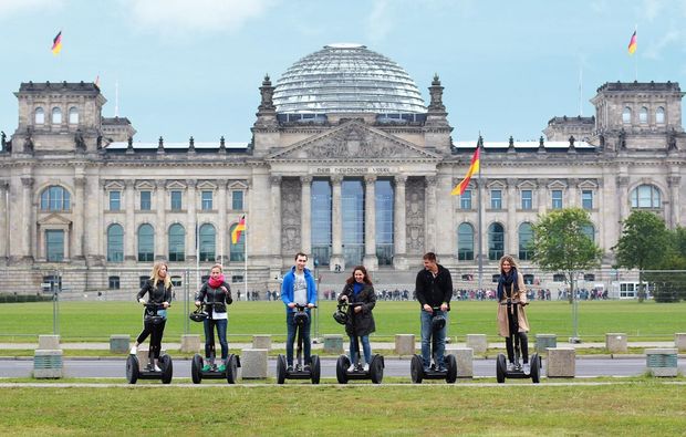 Ca. 60 Minuten Segway City Tour Berlin Ca. 60 Minuten Segway City Tour Berlin