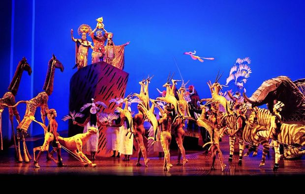 erlebnisreise-deutschlandweit-disneys-der-koenig-der-loewen