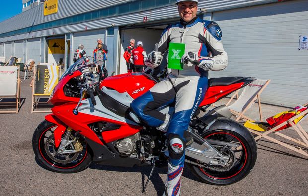 motorrad-renntaxi-klettwitz-outdoor