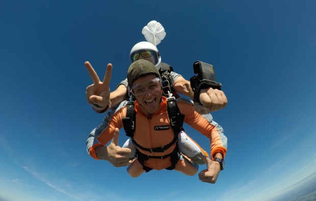 fallschirmspringen-kurs-gransee-freude