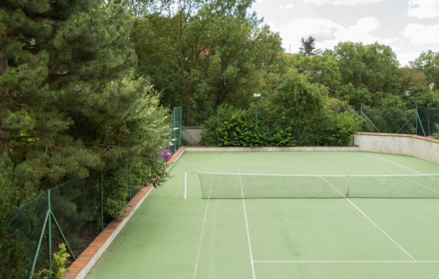 schlosshotel-trebotov-tennis