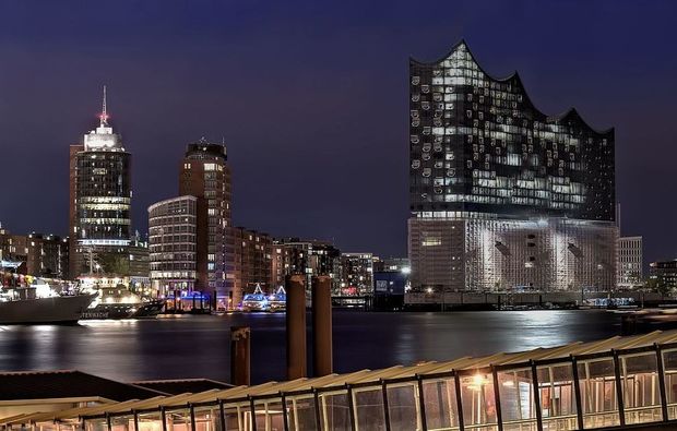 aussergewoehnliche-stadtfuehrung-hamburg-dark