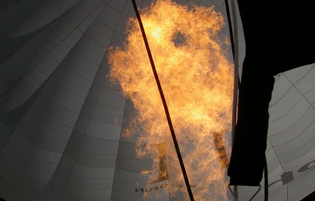 ballonfahrt-hittenkirchen-am-chiemsee-aufblasen