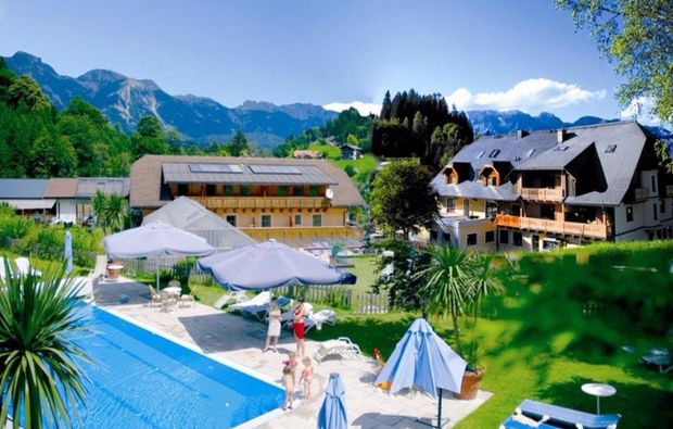 wellnesshotels-schladming-pool