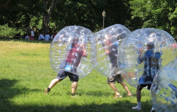 bubble-football-nuernberg-action