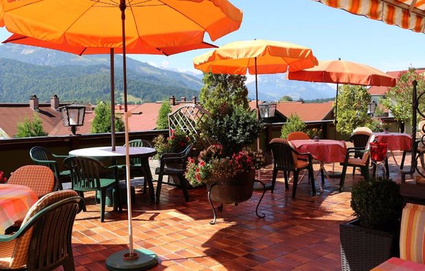 aktivurlaub-reit-im-winkl-terrasse