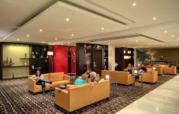 staedtereise-prag-lobby