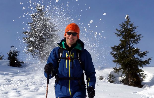 schneeschuh-wanderung-reit-im-winkl-schnee