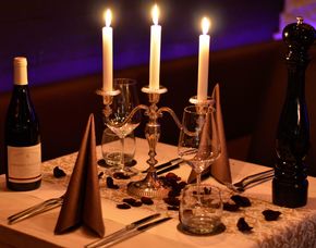 Candle-Light-Dinner für Zwei 4-Gänge-Menü inkl. Wein & Getränke